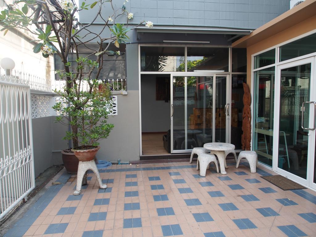 Sriyanar Place Bangkok Eksteriør bilde